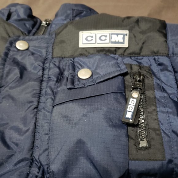 CCM Puffer Jacket Hockey Winter Snow Insulated Blue Colour Zip Up 18 Month Size - Picture 3 of 13